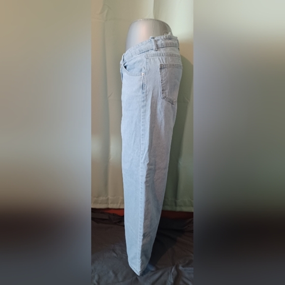 A SHEIN Blue Wide Leg Drop Waist Jeans - Picture 4 of 9